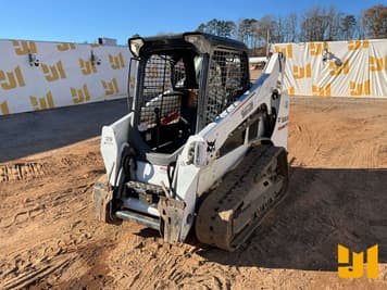 Main image Bobcat T590